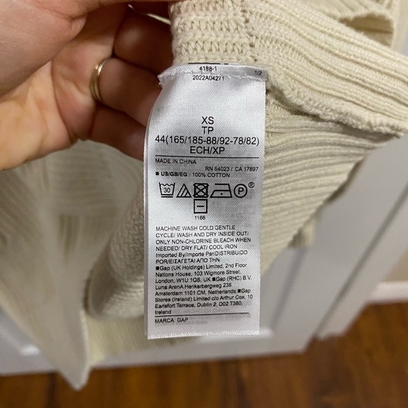 GAP Maternity sweater - Picture 3 of 3